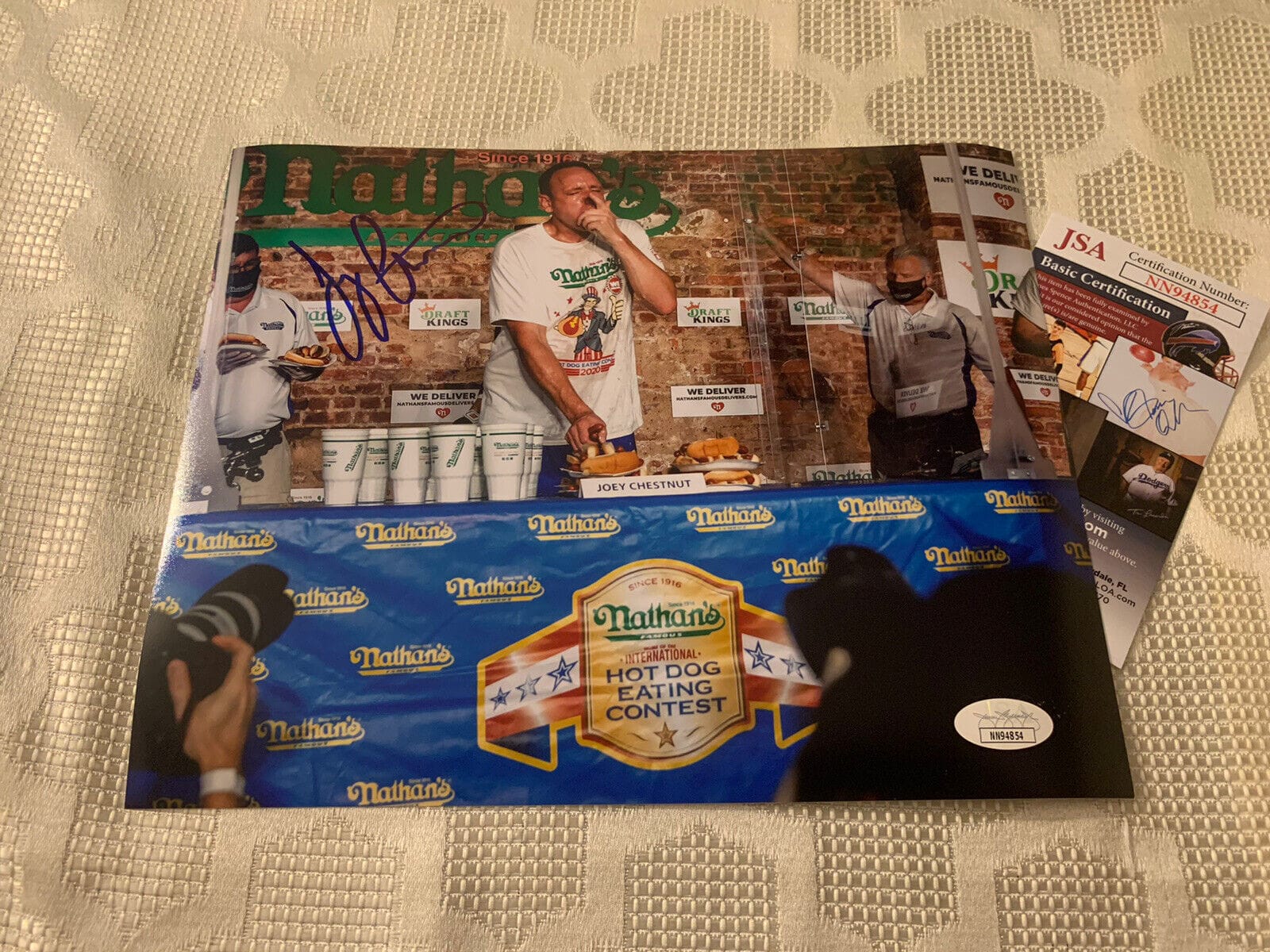 joey-chestnut-signed-8-x-10-photo-jsa-authentication-coa-food-eating