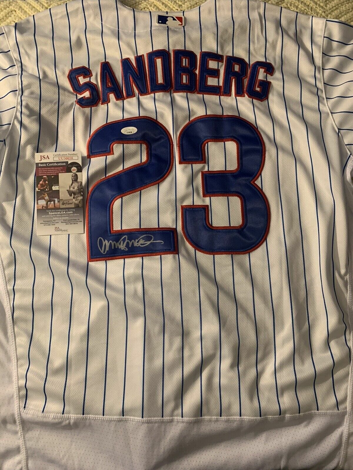 Ryne Sandberg Signed White Chicago Cubs Stat Jersey - JSA Witness COA