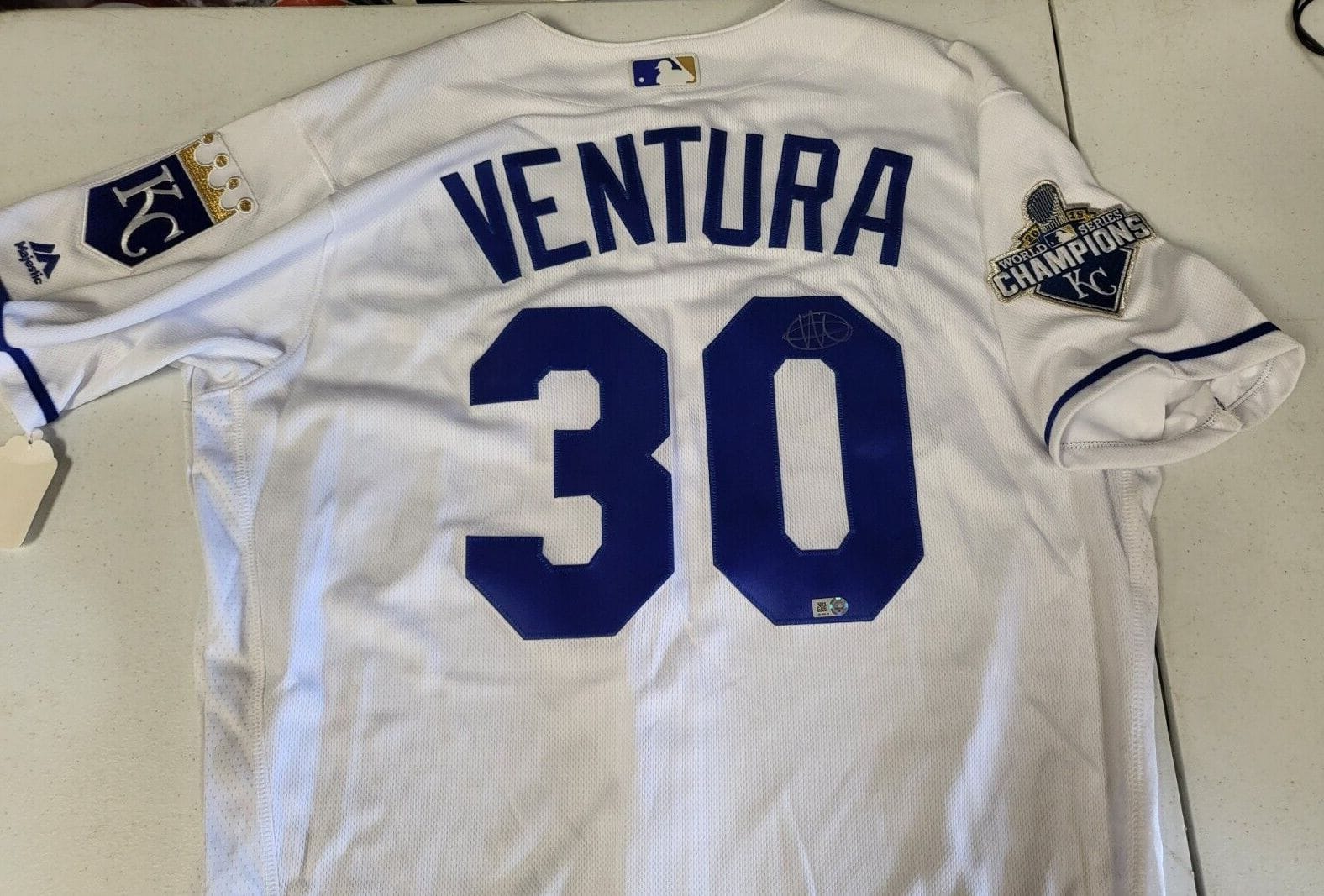 YORDANO VENTURA KC ROYALS SIGNED AUTOGRAPHED GRAY JERSEY MLB AUTHENTICATED