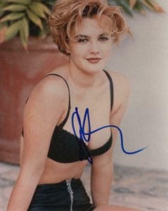 DREW BARRYMORE SIGNED AUTOGRAPH 8X10 PHOTO – YOUNG SEXY CHARLIE’S ANGELS STAR COLLECTIBLE MEMORABILIA