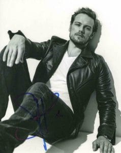 SAM HEUGHAN SIGNED AUTOGRAPH 8X10 PHOTO – SEXY JAMIE FRASER, OUTLANDER STUD J COLLECTIBLE MEMORABILIA