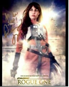 FELICITY JONES SIGNED 8×10 ROGUE ONE A STAR WARS STORY JYN ERSO PHOTO COLLECTIBLE MEMORABILIA