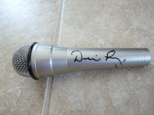 DENNIS LEARY COMEDIAN ACTOR SIGNED AUTOGRAPHED MICROPHONE PSA GUARANTEED COLLECTIBLE MEMORABILIA