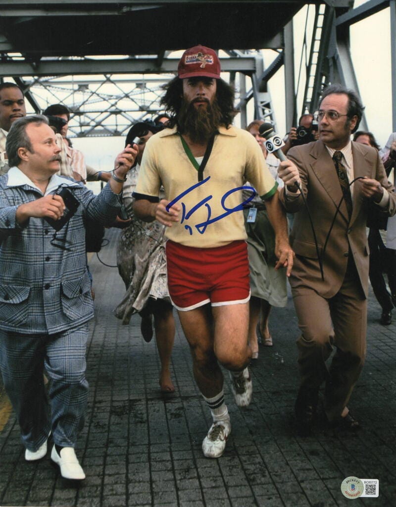 TOM HANKS SIGNED AUTOGRAPH 11×14 PHOTO – ICONIC SCENE FROM FORREST GUMP BECKETT COLLECTIBLE MEMORABILIA