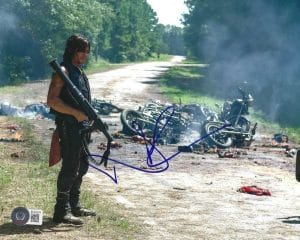 NORMAN REEDUS SIGNED 8X10 PHOTO THE WALKING DEAD DARYL AUTOGRAPH BECKETT 6 COLLECTIBLE MEMORABILIA