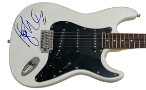 ROGER WATERS PINK FLOYD SIGNED ELETRIC GUITAR AUTHENTIC AUTOGRAPH BECKETT COA 2 COLLECTIBLE MEMORABILIA