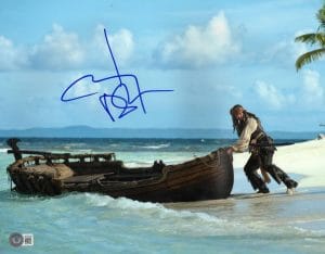 JOHNNY DEPP SIGNED 11X14 PHOTO PIRATES OF THE CARIBBEAN AUTOGRAPH BECKETT 9 COLLECTIBLE MEMORABILIA