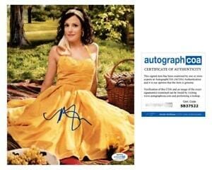 MARY-LOUISE PARKER “WEEDS” AUTOGRAPH SIGNED ‘NANCY BOTWIN’ 8×10 PHOTO ACOA COLLECTIBLE MEMORABILIA