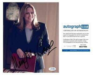 MARY MCCORMACK “IN PLAIN SIGHT” AUTOGRAPH SIGNED ‘MARY SHANNON’ 8×10 PHOTO C COLLECTIBLE MEMORABILIA
