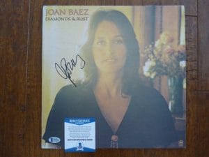 JOAN BAEZ DIAMONDS & RUST SIGNED AUTOGRAPHED VINYL LP RECORD BECKETT CERTIFIED COLLECTIBLE MEMORABILIA