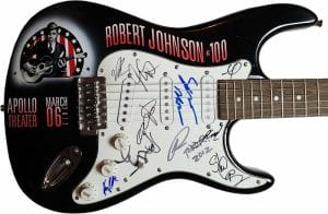 ROBERT JOHNSON TRIBUTE CONCERT AUTOGRAPHED HAND AIRBRUSHED PAINTING GUITAR COLLECTIBLE MEMORABILIA