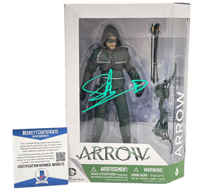 STEPHEN AMELL SIGNED DC COLLECTIBLES ARROW FIGURE AUTHENTIC AUTOGRAPH BECKETT COLLECTIBLE MEMORABILIA