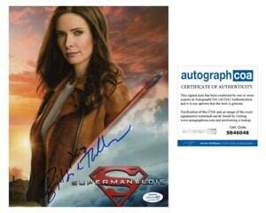 ELIZABETH TULLOCH “SUPERMAN & LOIS” AUTOGRAPH SIGNED BITSIE 8×10 PHOTO D ACOA COLLECTIBLE MEMORABILIA