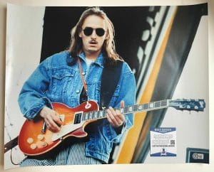 MIKE MCCREADY – PEARL JAM SIGNED AUTOGRAPH 16×20 GUITAR LEGEND W PROOF BECKETT COLLECTIBLE MEMORABILIA