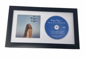 MAGGIE ROGERS SIGNED HEARD IT IN A PAST LIFE FRAMED CD DISPLAY BECKETT COA COLLECTIBLE MEMORABILIA