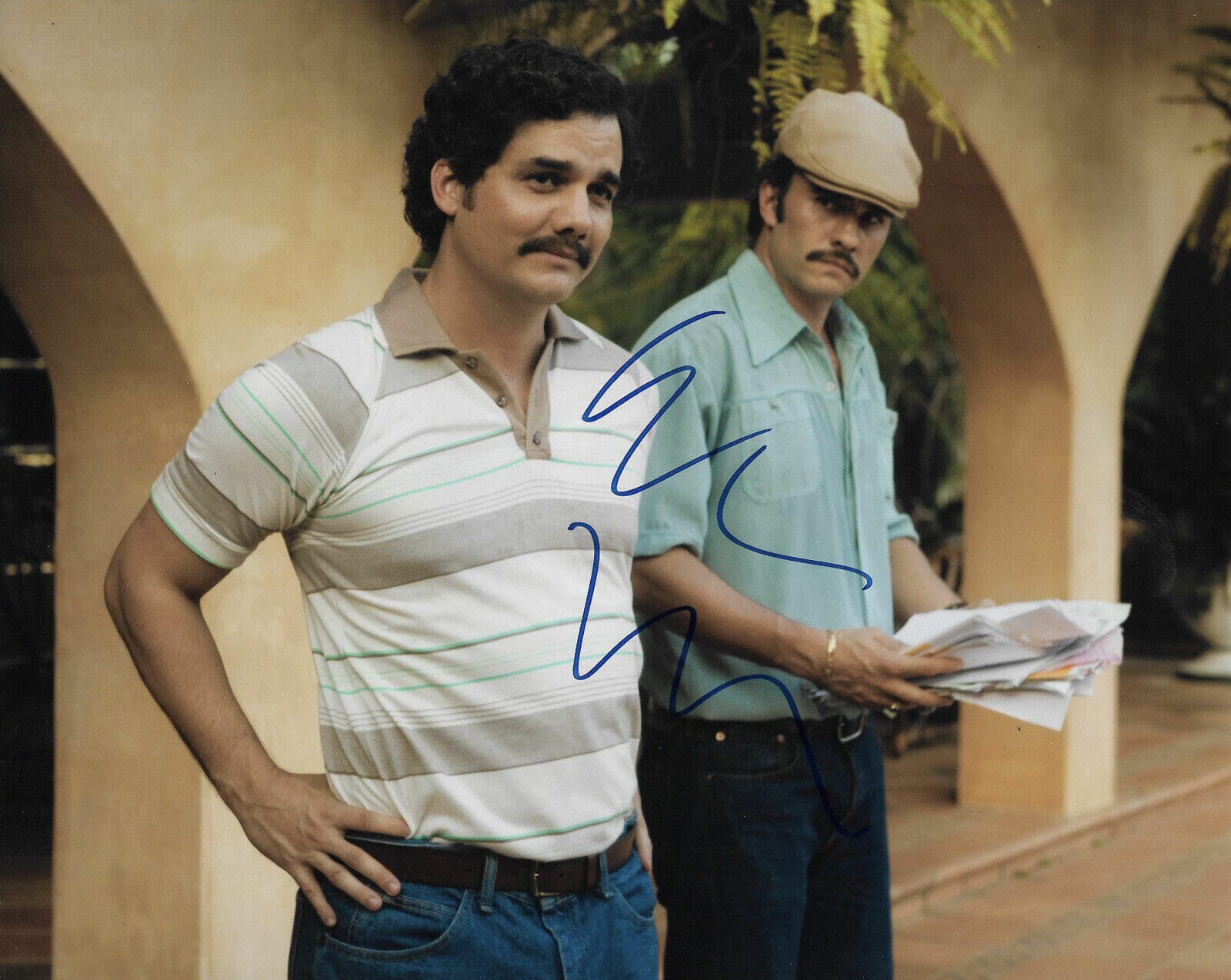 WAGNER MOURA SIGNED AUTOGRAPHED NARCOS 8x10 PHOTO PABLO ESCOBAR COA C ...