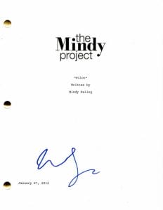 MINDY KALING SIGNED AUTOGRAPH THE MINDY PROJECT PILOT SCRIPT – KELLY THE OFFICE COLLECTIBLE MEMORABILIA