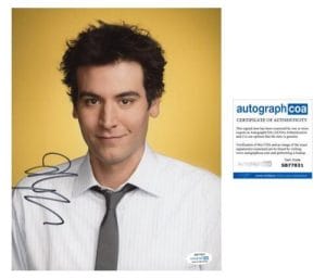 JOSH RADNOR “HOW I MET YOUR MOTHER” AUTOGRAPH SIGNED ‘TED MOSBY’ 8×10 PHOTO ACOA COLLECTIBLE MEMORABILIA