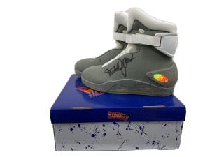 MICHAEL J FOX SIGNED BACK TO THE FUTURE SNEAKERS AUTHENTIC AUTOGRAPH BECKETT 29 COLLECTIBLE MEMORABILIA