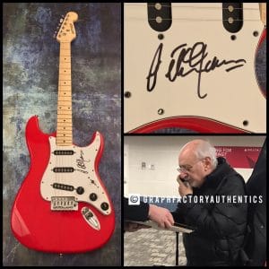 GFA PETER, PAUL AND MARY * PETER YARROW * SIGNED ELECTRIC GUITAR PROOF AD2 COA COLLECTIBLE MEMORABILIA