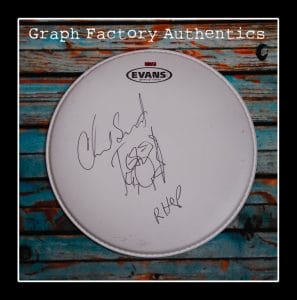 **GFA RED HOT CHILI PEPPERS *CHAD SMITH* SIGNED 13″ DRUMHEAD W/SKETCH AD2 COA** COLLECTIBLE MEMORABILIA