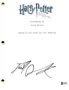 DANIEL RADCLIFFE SIGNED HARRY POTTER AND THE DEATHLY HALLOWS 1 SCRIPT BECKETT
 COLLECTIBLE MEMORABILIA